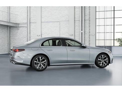 New 2026 Mercedes-Benz E 350 4MATIC Sedan image 18