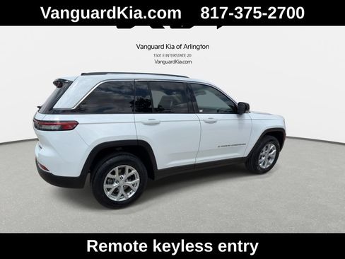 Used 2023 Jeep Grand Cherokee Limited AWD/4WD image 9