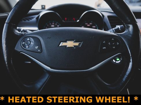 Used 2018 Chevrolet Impala LT w/ LT Convenience Package image 11