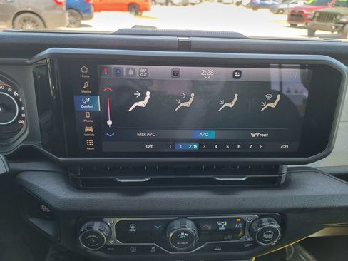 Used 2026 Jeep Wrangler Unlimited Sport AWD/4WD image 18
