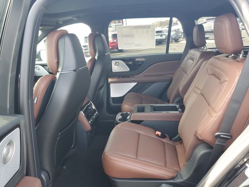 New 2026 Lincoln Aviator Reserve image 23