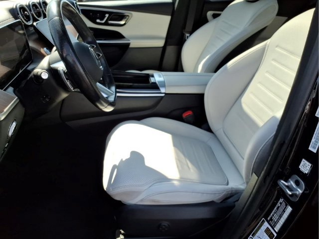 Used 2024 Mercedes-Benz GLC 300 4MATIC image 14