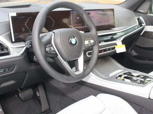 Used 2026 BMW X5 xDrive40i w/ Climate Comfort Package AWD/4WD image 12