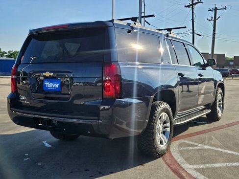 Used 2019 Chevrolet Suburban LT image 5