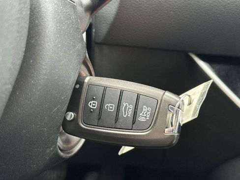 Used 2023 Hyundai Sonata SE image 31