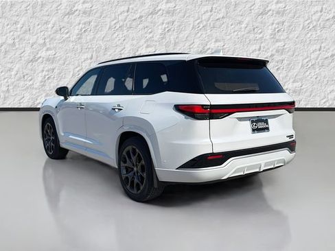 New 2026 Lexus TX 500h AWD image 5
