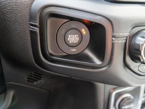 Used 2024 Jeep Wrangler Sahara image 26