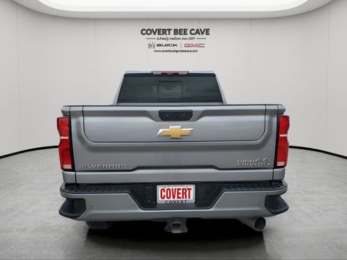 Used 2025 Chevrolet Silverado 2500 High Country w/ Technology Package image 8