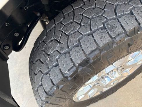 Used 2024 RAM 2500 Laramie image 26