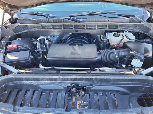 Certified 2024 GMC Sierra 1500 SLT image 18
