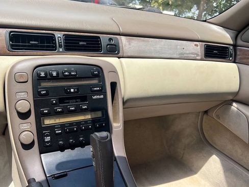 Used 1993 Lexus SC 300 Coupe RWD image 12