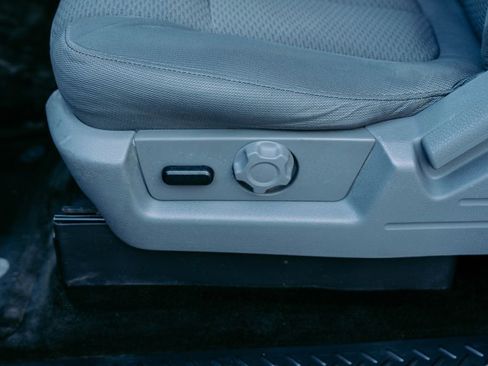 Used 2014 Ford F150 XLT w/ Equipment Group 301A Mid image 12