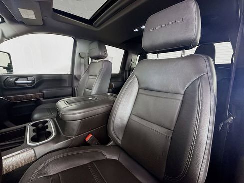 Used 2021 GMC Sierra 2500 Denali w/ Denali Ultimate Package image 21