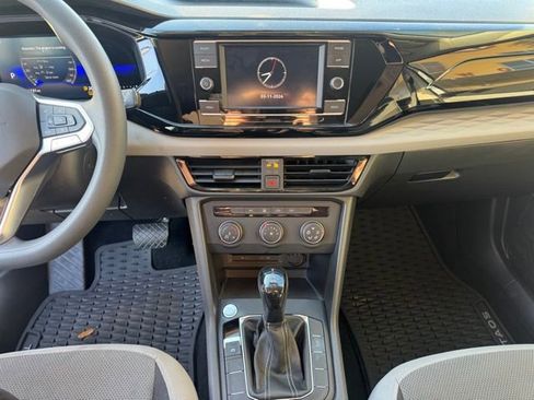 Used 2022 Volkswagen Taos S image 20