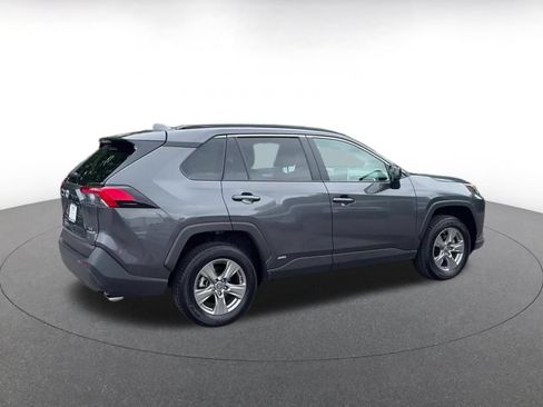 Used 2024 Toyota RAV4 LE AWD/4WD image 12
