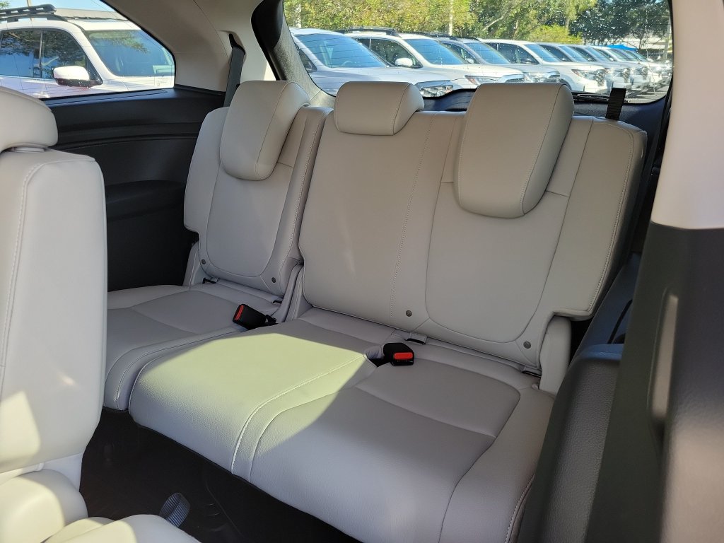 Certified 2026 Honda Odyssey EX-L image 16