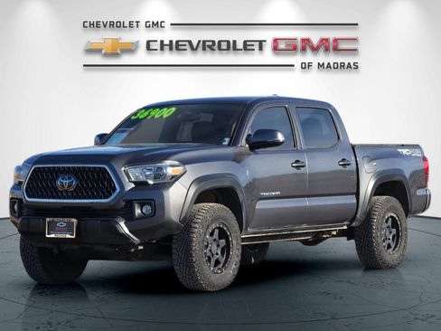 Used 2018 Toyota Tacoma TRD Off-Road image 7