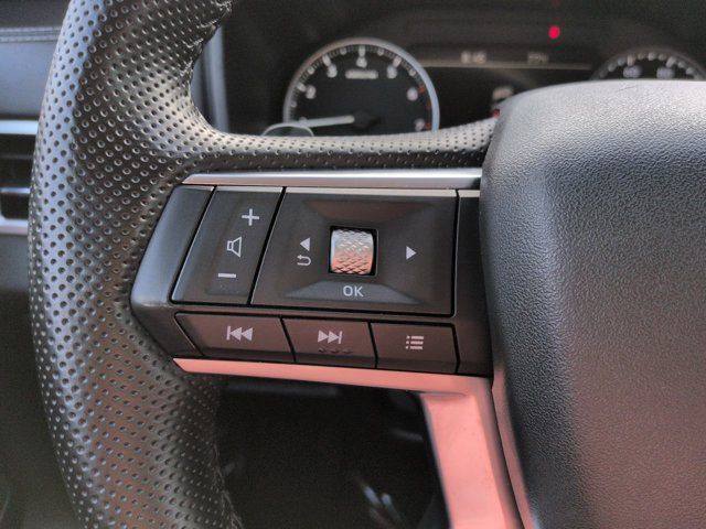 Used 2025 Mitsubishi Outlander SE FWD image 25