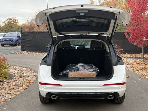 New 2026 Lincoln Corsair Grand Touring image 16