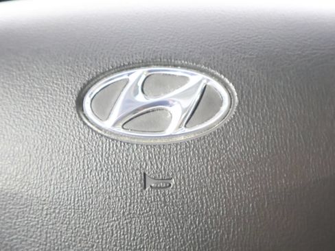 Used 2010 Hyundai Elantra GLS w/ Sunroof Pkg 3 FWD image 29