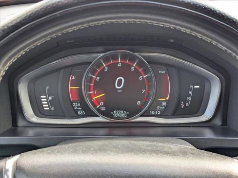 Used 2015 Volvo S60 T6 R-Design image 9