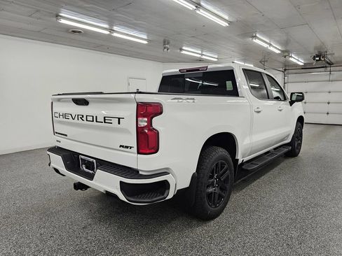 New 2026 Chevrolet Silverado 1500 RST w/ Dark Appearance Package AWD/4WD image 4