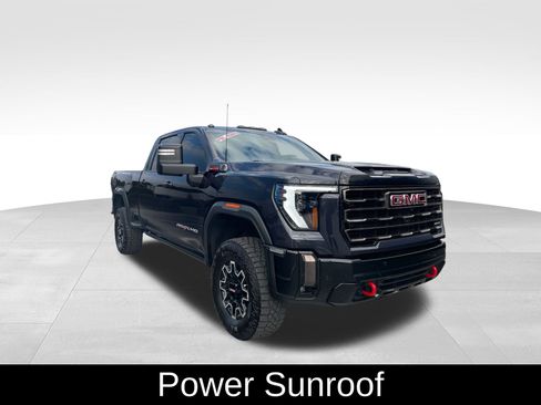 Used 2024 GMC Sierra 2500 AT4X image 3