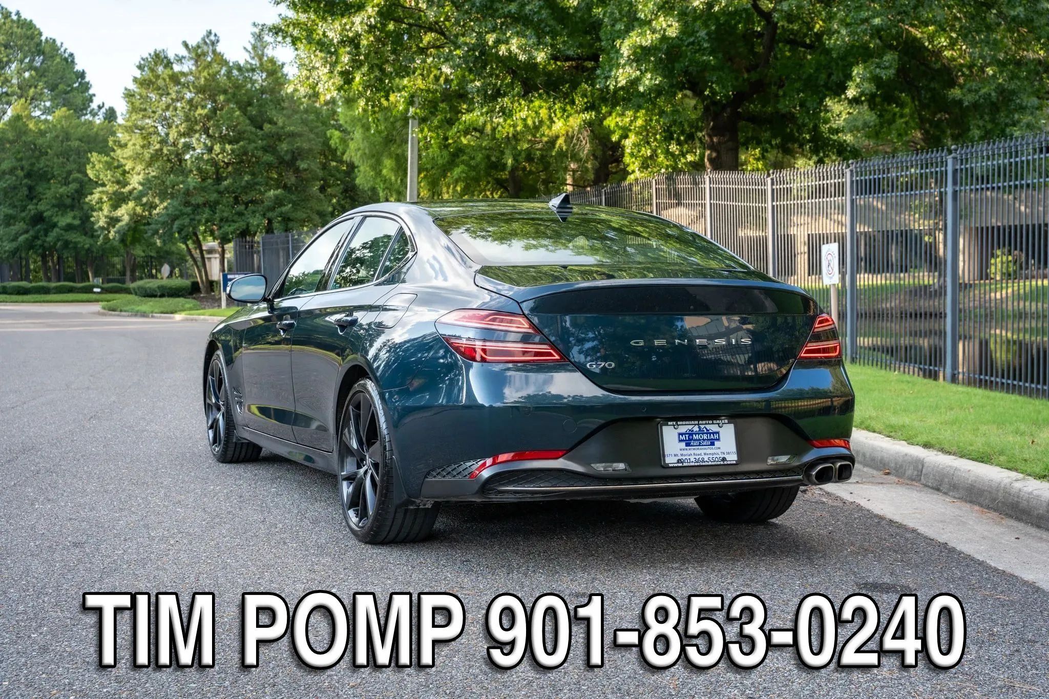 Used 2023 Genesis G70 2.0T w/ Sport Prestige Package RWD image 7