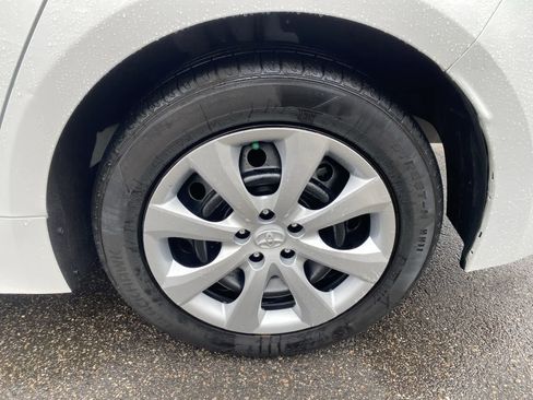 Used 2023 Toyota Corolla LE image 15