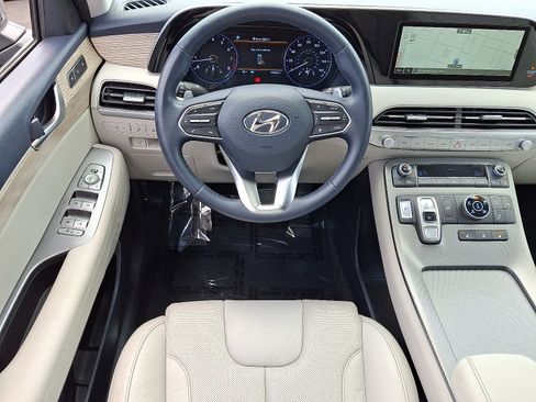 Used 2022 Hyundai Palisade SEL w/ 8P Bench Seat Package AWD/4WD image 13