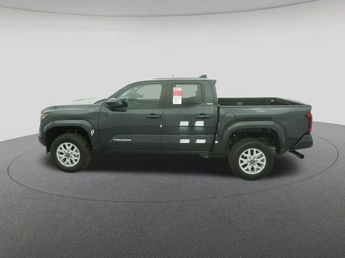 New 2025 Toyota Tacoma SR5 image 3