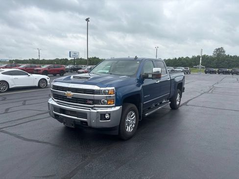 Used 2017 Chevrolet Silverado 3500 LTZ w/ Duramax Plus Package AWD/4WD image 5