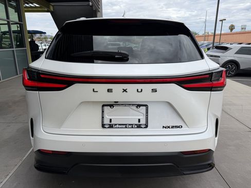 Used 2025 Lexus NX 250 FWD w/ Premium Package image 13