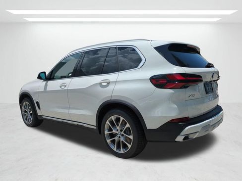 New 2026 BMW X5 sDrive40i w/ Parking Assistance Package RWD image 6