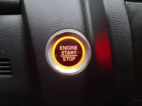 Used 2020 Honda Fit EX image 33