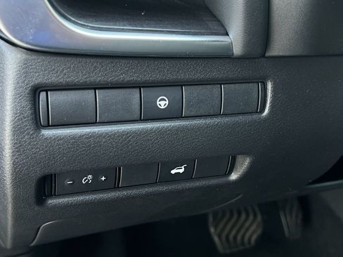 Used 2021 Nissan Rogue SL w/ Premium Package FWD image 23