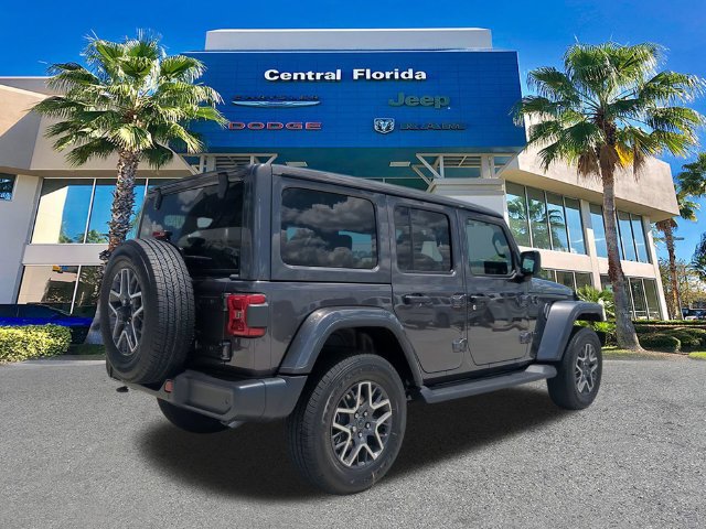 New 2026 Jeep Wrangler Unlimited Sahara AWD/4WD image 5