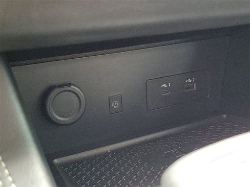 Used 2024 Nissan Pathfinder Platinum w/ Cargo Package image 31