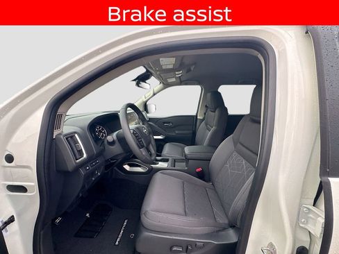 Certified 2025 Nissan Frontier SV w/ SV Convenience Package RWD image 20