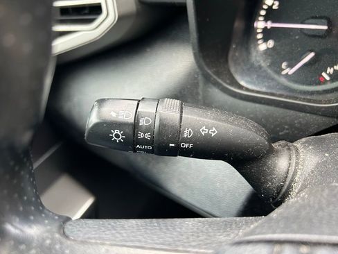 Used 2024 Toyota Tundra SR5 w/ SR5 Convenience Package image 21