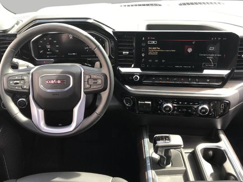 Used 2026 GMC Sierra 1500 Elevation AWD/4WD image 13