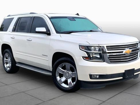 Used 2015 Chevrolet Tahoe LTZ RWD image 3