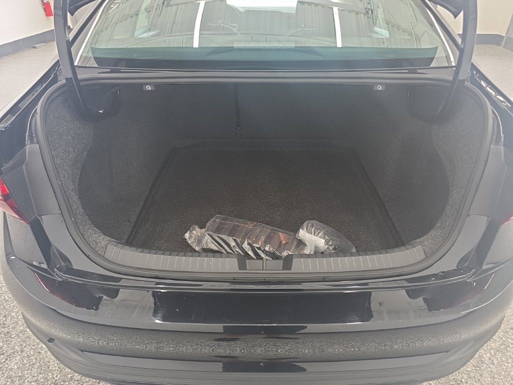 Used 2026 Volkswagen Jetta S FWD image 12