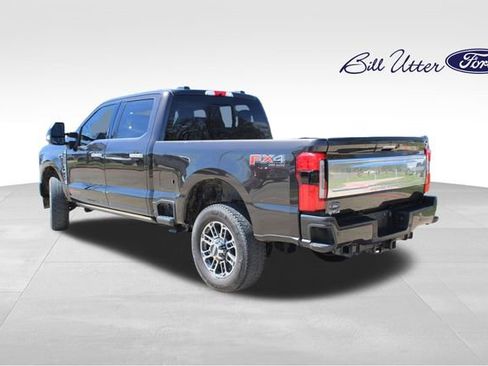 Used 2024 Ford F250 Limited w/ FX4 Off-Road Package image 7
