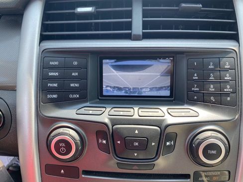 Used 2012 Ford Edge SEL FWD image 30
