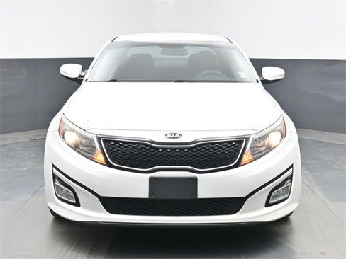 Used 2015 Kia Optima LX image 3