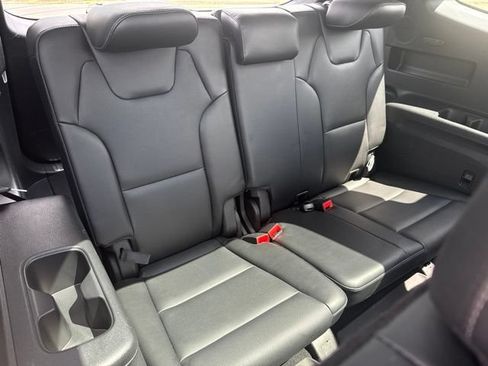 Used 2022 Kia Telluride SX w/ SX Prestige Package AWD/4WD image 19