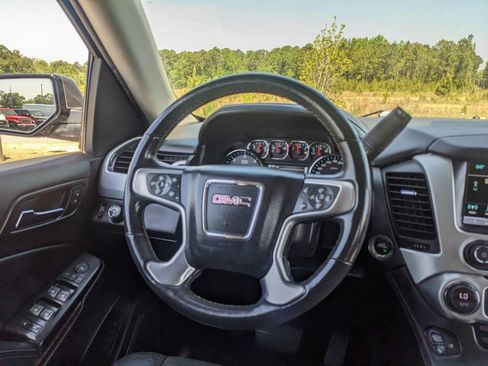 Used 2019 GMC Yukon SLT w/ Open Road Package RWD image 29