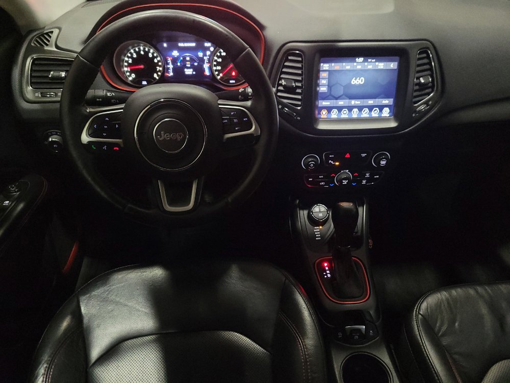 Used 2018 Jeep Compass Trailhawk w/ Leather Interior Group AWD/4WD image 22