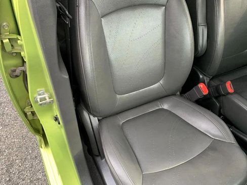 Used 2013 Chevrolet Spark LT FWD image 31